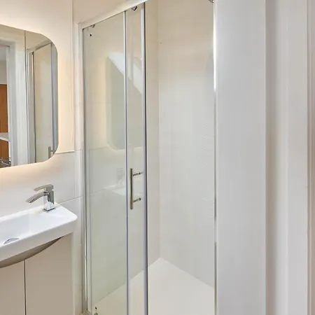 Host & - The Birds Nest Apartamento Whitby